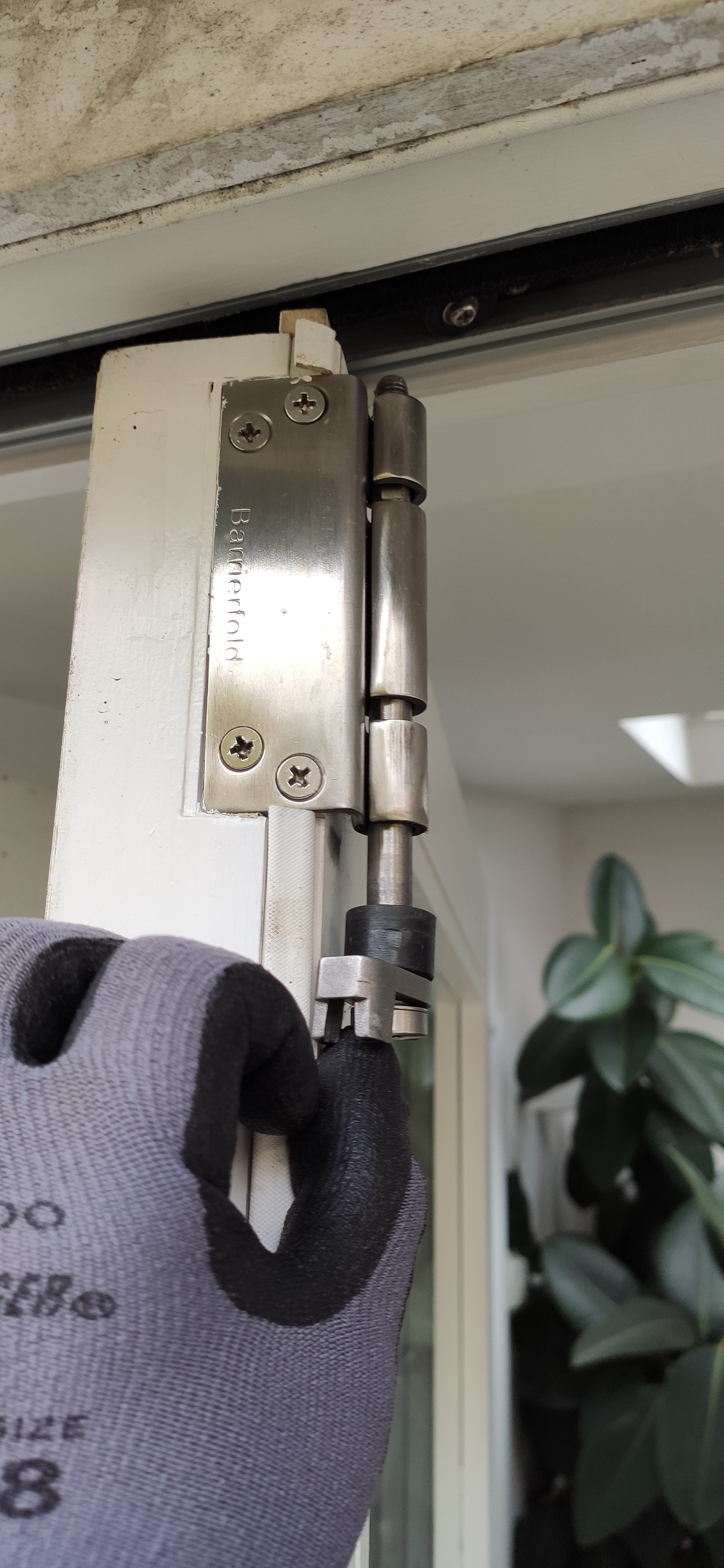 BiFold Doors, Clapham London SW11 BIFOLD DOOR REPAIR